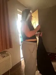 Stressreliever82 webcam model stream image