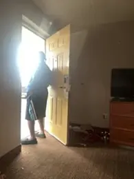 Stressreliever82 webcam model stream image