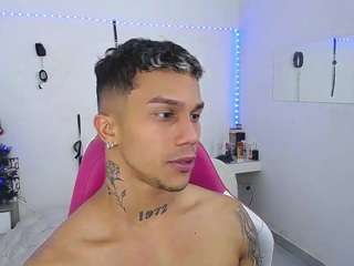 leonardprice1 webcam model stream image