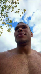 POTRO_latino webcam model stream image