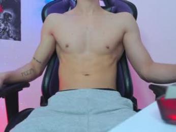 michael_twink18 webcam model stream image