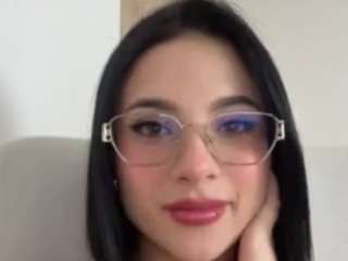 kiraalopez webcam model stream image