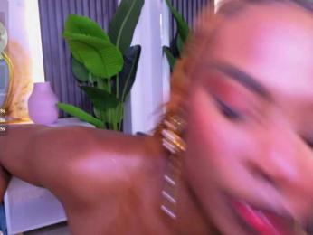 LinsyAdams webcam model stream image