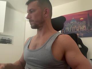 Stefano webcam flirt4free model stream image