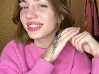 loreneevanchyk webcam model stream image