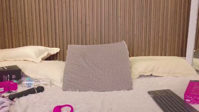 IsabellaCooper9 webcam model stream image