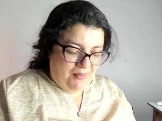 mystery-psique webcam model stream image