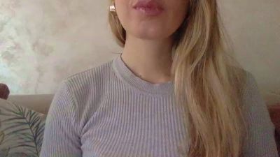 LOOKMEFRAGOLA webcam model stream image