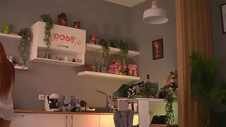 ButterflyLeah webcam model stream image