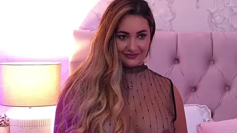 YaaraCollins webcam model stream image