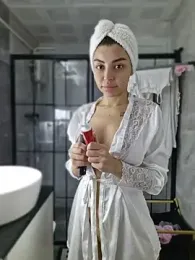 Zarayuce webcam stripchat model stream image