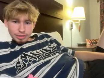 tyler_fox0 webcam chaturbate model stream image