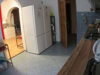 voyeurcam-julmodels-kitchen webcam model stream image