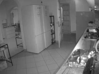 voyeurcam-julmodels-kitchen webcam model stream image