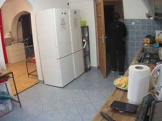voyeurcam-julmodels-kitchen webcam model stream image
