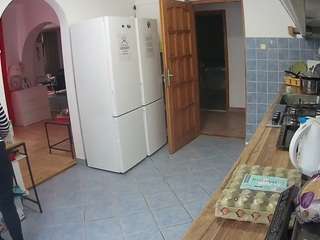 voyeurcam-julmodels-kitchen webcam camsoda model stream image