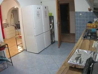 voyeurcam-julmodels-kitchen webcam model stream image