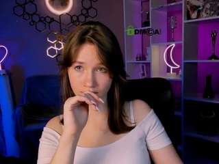 kira-neko webcam model stream image
