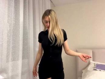 LinnEskeets webcam model stream image