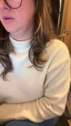 WhiteBubs webcam model stream image