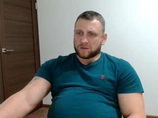 b-l-o-n-d webcam model stream image