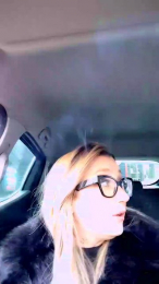 Lalalovehot2 webcam model stream image