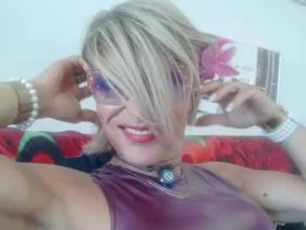 ladyoxana webcam model stream image