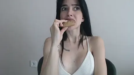 gglingeriee webcam stripchat model stream image