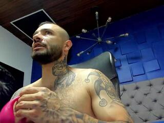 Luckyy Smith webcam model stream image