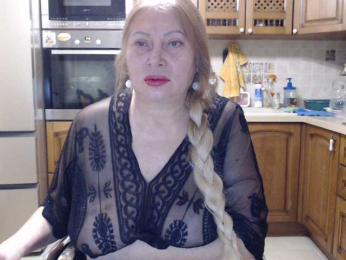 MonaMonako webcam model stream image