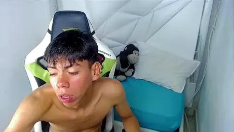 Liarr_ webcam model stream image