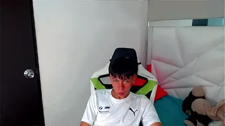 Liarr_ webcam model stream image