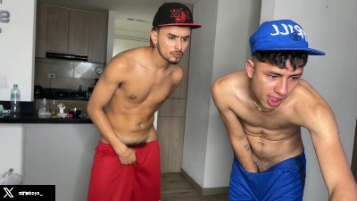 zoneboys_ webcam model stream image