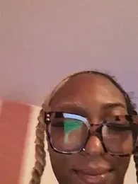 TheCam_Effect webcam model stream image