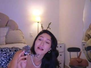 azaleiia webcam model stream image