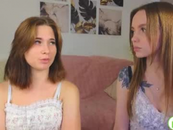 nellie_moans webcam model stream image