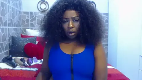 THREEHOLESPLEASURE99 webcam model stream image