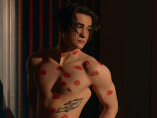 Mick Love webcam model stream image