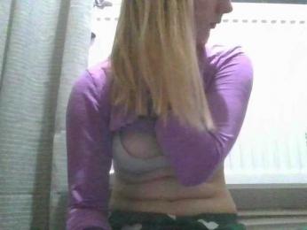 Irenne18 webcam model stream image