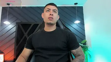 marco_garciia_ webcam stripchat model stream image