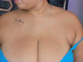 Hornymariee webcam bongacams model stream image