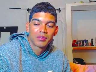 themykeone webcam camsoda model stream image