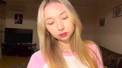 ShelleyCalarco webcam model stream image