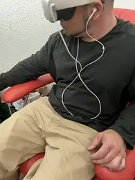 2addictivelyhorny webcam model stream image