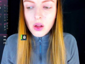 PinkPanterka webcam model stream image