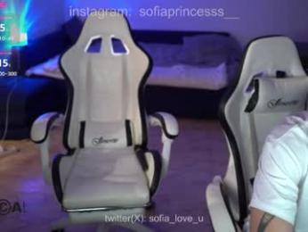 kinga_da_vinci webcam model stream image