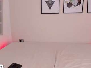 tinacurly webcam model stream image