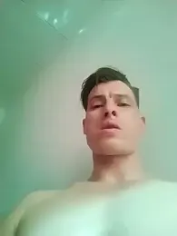 cleanBandzio webcam model stream image