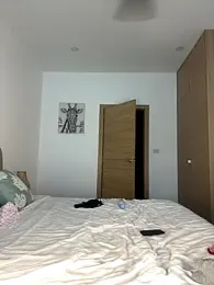 JuicyFruits93 webcam model stream image