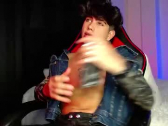 lylebennett_ webcam model stream image